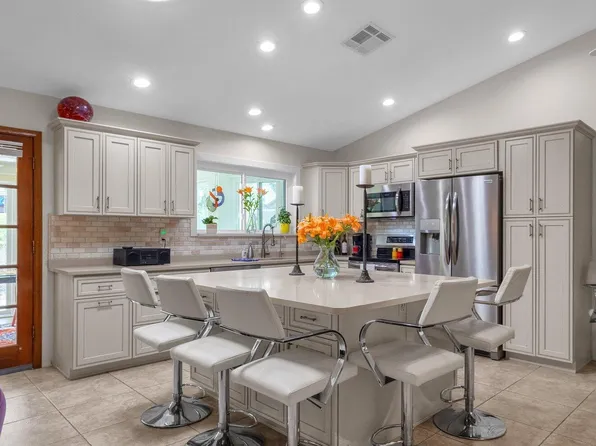 6546 E DALLAS Street, Mesa, AZ 85205