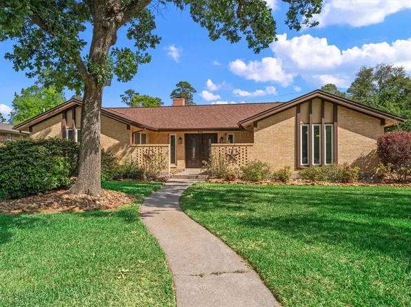 635 Ringwood St, Spring, TX 77373