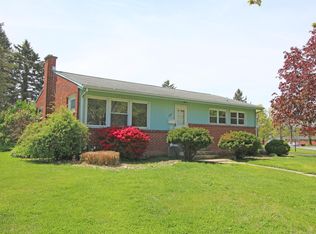 3205 Batesfield Rd, Harrisburg, PA 17109