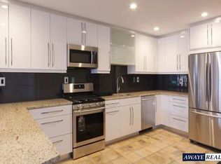 682 Union St #3B, Brooklyn, NY 11215