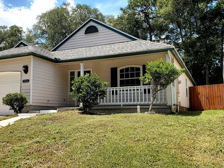 1122 Radis Pl — Photo 4