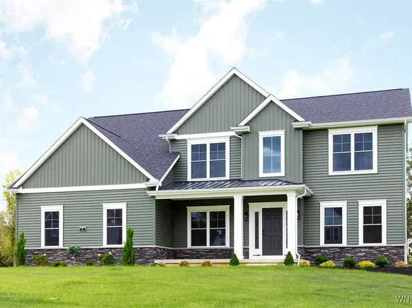 6 Blue Heron Dr, Orchard Park, NY 14127