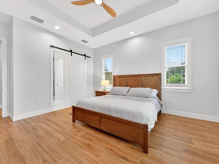 11257 NW 50th Ln — Photo 35