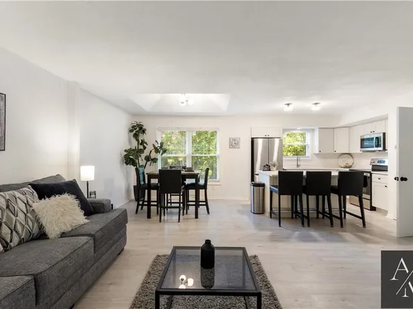 2712 N Bellefontaine Ave, Kansas City, MO 64117