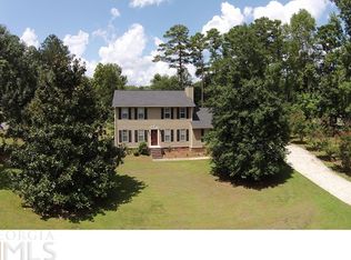100 Bunny Ln, Fayetteville, GA