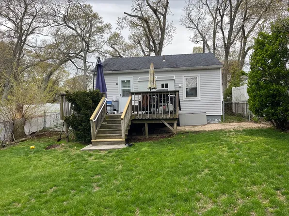 (undisclosed Address), Lake Grove, NY 11755