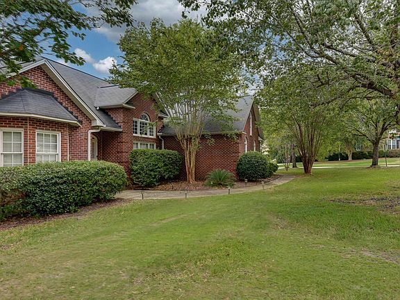 2nd image of 601 Somerton Ct
