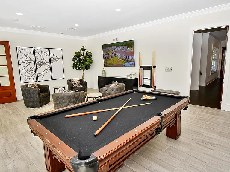 RIVERSTONE APARTMENTS — Photo 7