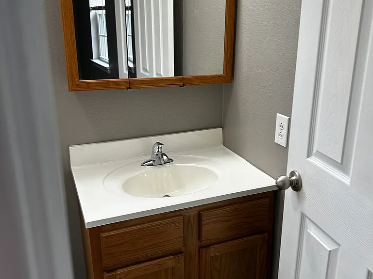 101 Eastgate Dr #B — Photo 6