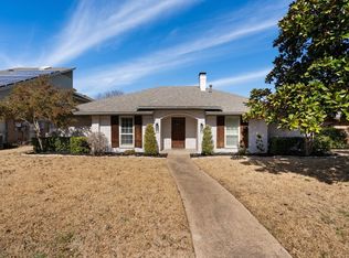 6627 Fireflame Dr, Dallas, TX 75248