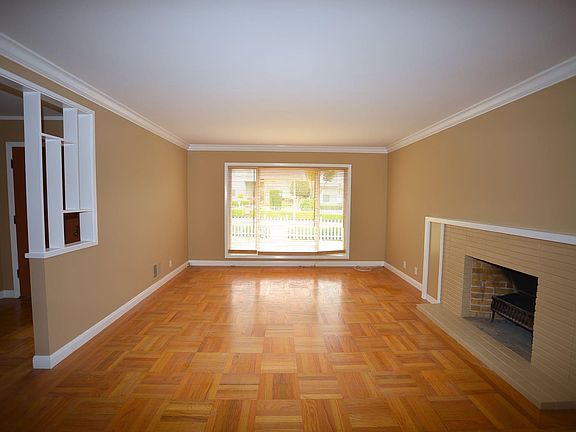 5th image of 152 Stonecrest Dr