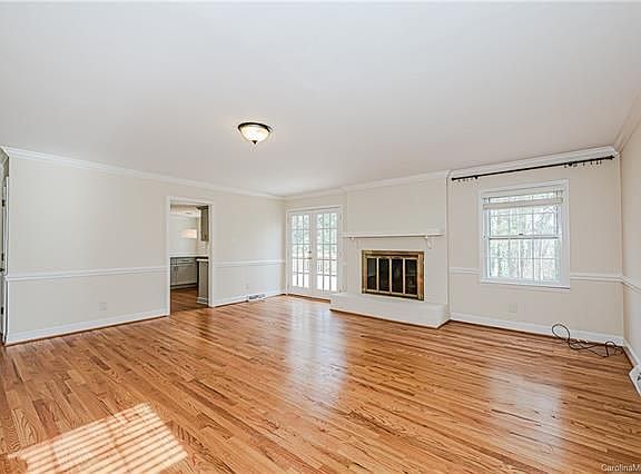 5th image of 5309 Camilla Dr