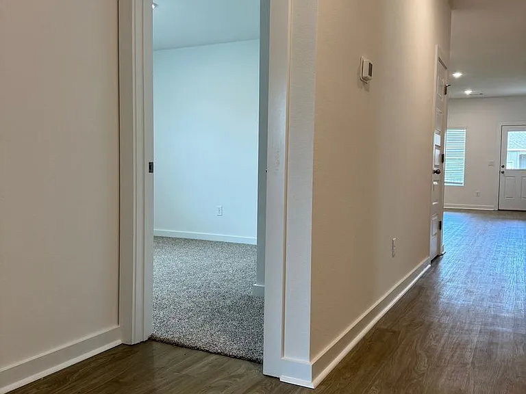 6316 Warwick Dr — Photo 2