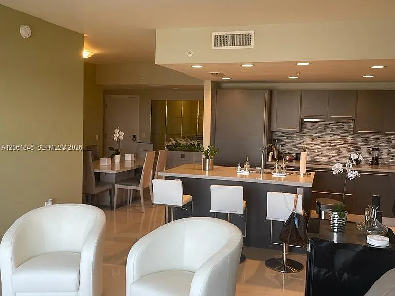 7661 NW 107th Ave #608 — Photo 2