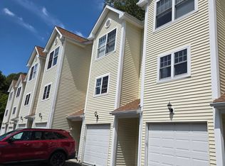 Uncas, Norwich, CT 06360