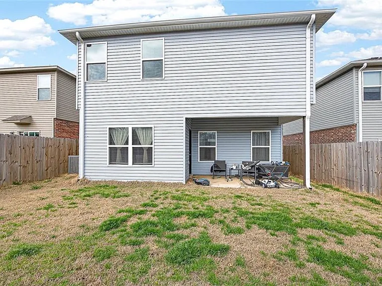 303 Poppy St — Photo 20