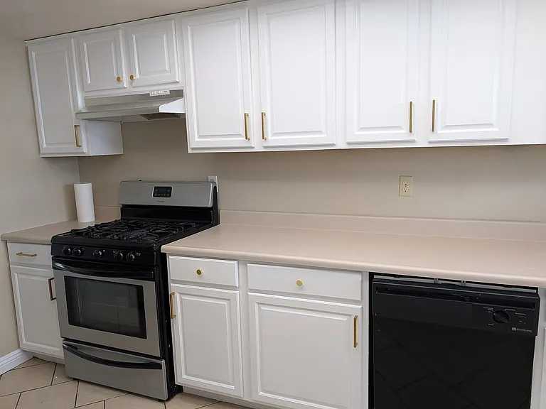 219 Toronto Ave #1 — Photo 27