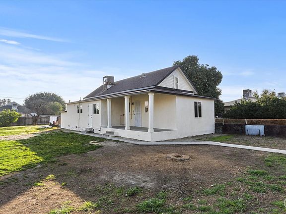 4th image of 1015 E 18th St