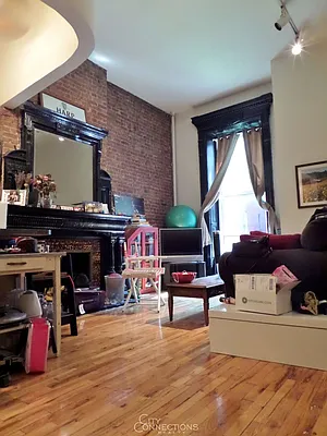 Rented by City Connections Realty | media 40