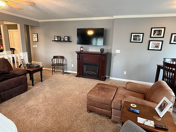 5th image of 218 Eastview Dr