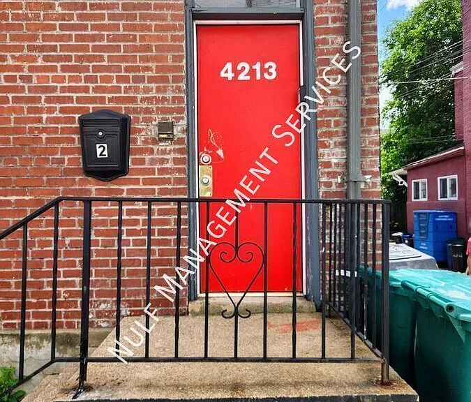 4213 Butler St #2 — Photo 9