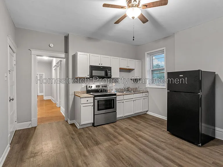 2732 Utah St #B — Photo 3