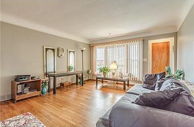 2nd image of 31501 Royalview Dr