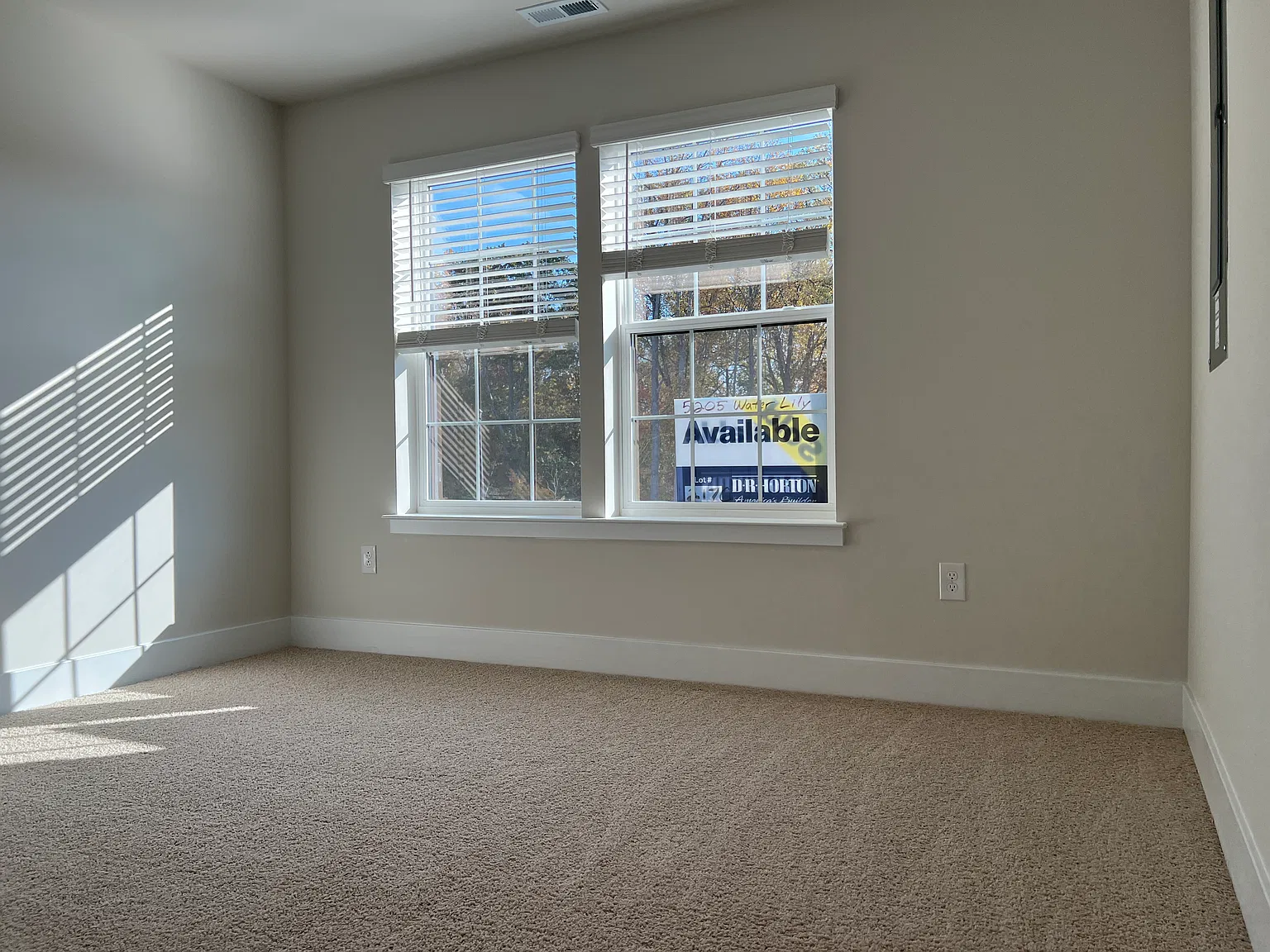 4 bed, 3.5 bath, 1962 sqft, $3,495 — Photo 4