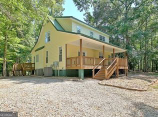 303 Rocky Creek Rd, Hampton, GA 30228