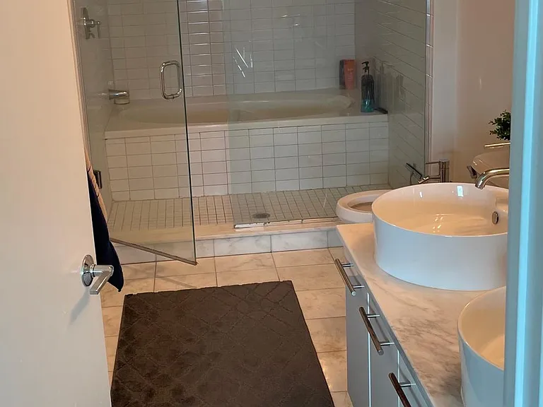 888 Biscayne Blvd #1810 — Photo 29