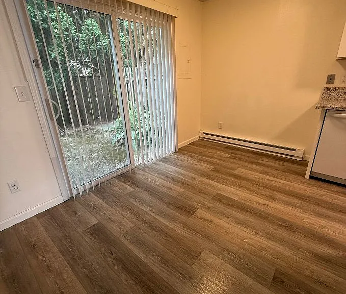 3332 SE Harvey St #C — Photo 3