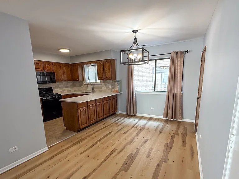 8504 W Catherine Ave #2N — Photo 5