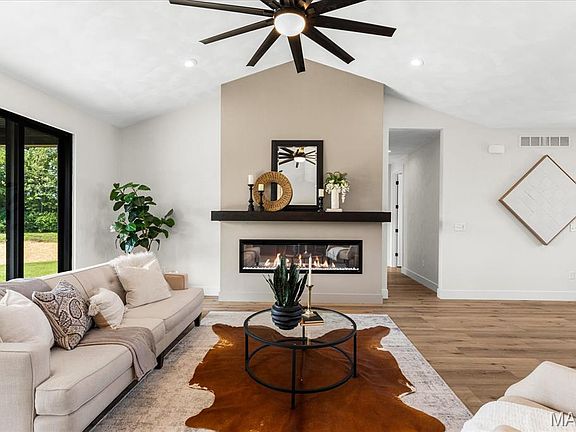 4th image of 577 Tea Olive Blvd