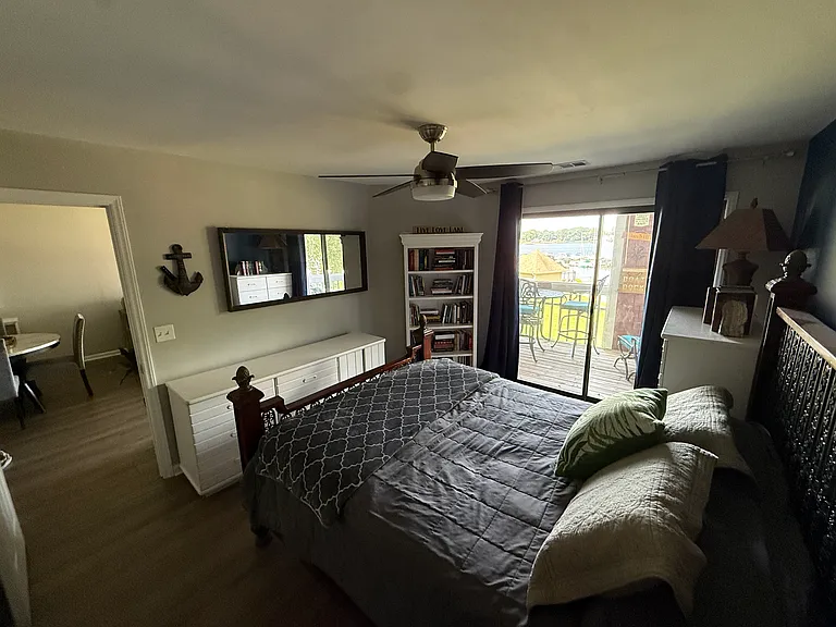 844 Southwest Dr — Photo 9