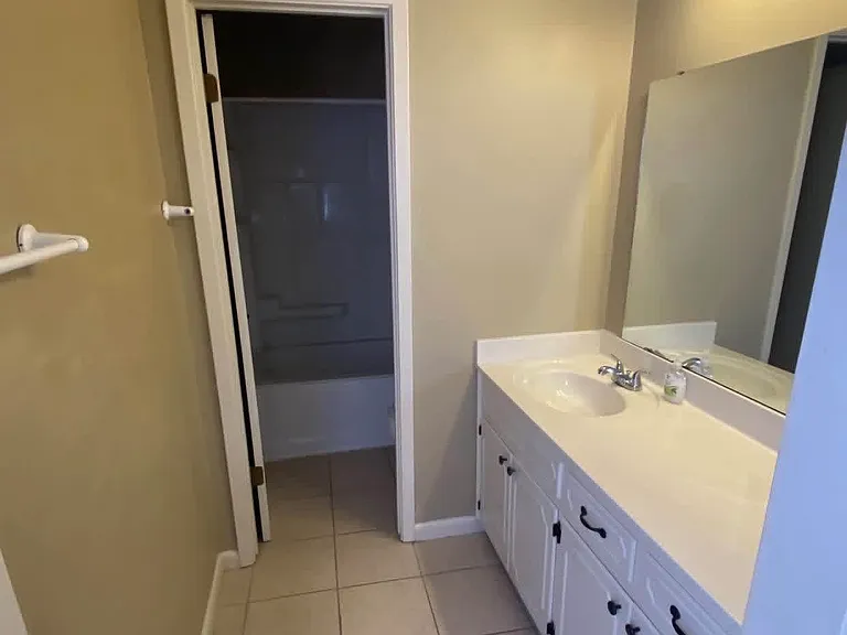 182 Leisure Dr — Photo 4