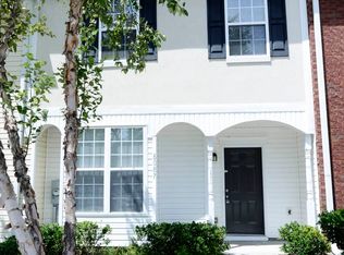 6087 Camden Forrest Dr #6087, Riverdale, GA