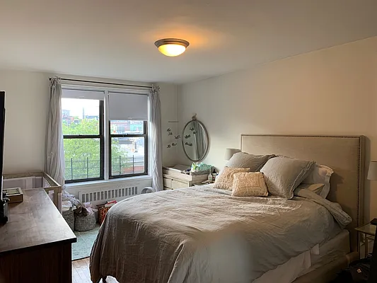 Rented by Cohen Smith Chang LLC | media 6