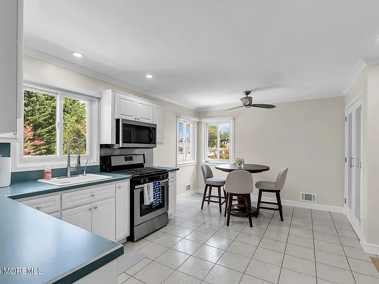 2225 Riviera Pkwy — Photo 6