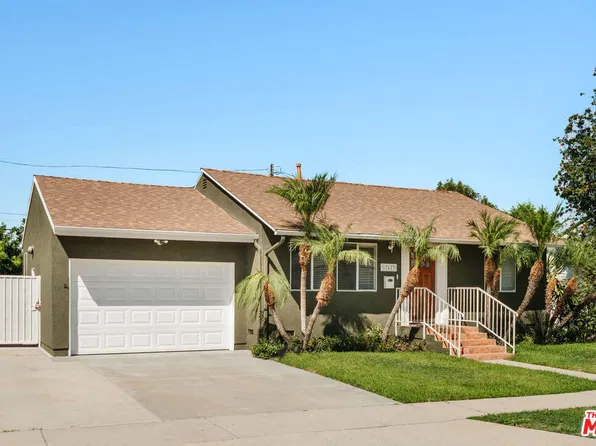 17623 Bromley St, Encino, CA 91316