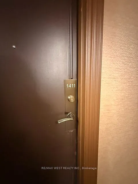1 bed, $2,100 — Photo 3