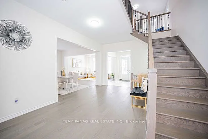 41 Orchid Cres — Photo 2