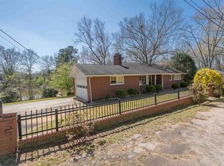 672 Hendrix Ln, Madison, GA 30650