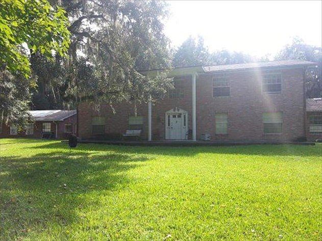 1st image of 2546 Paige Ave