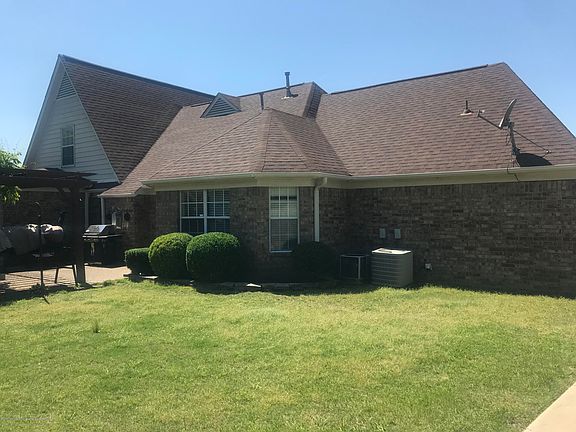 2nd image of 9825 Dorothy Dr