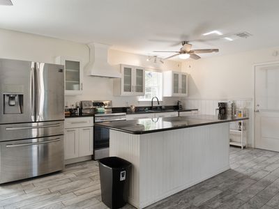 2002 Frontera St, Navarre, FL, 32566