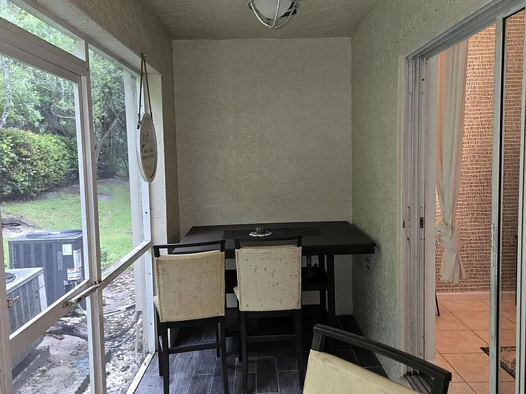 4675 Palmbrooke Cir — Photo 10