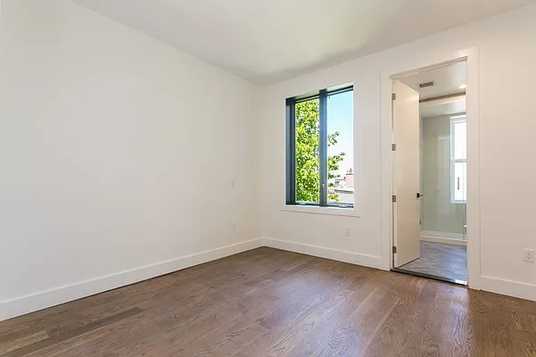 Rented by Owner | media 22