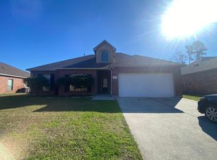 26318 Avoyelles Ave, Denham Springs, LA 70726