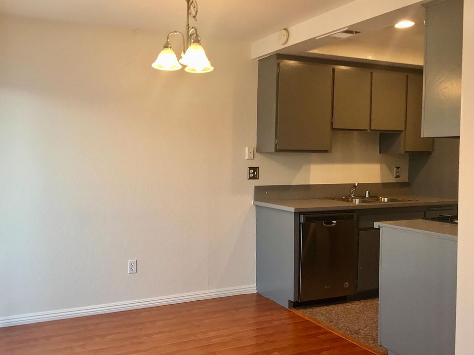 1st image of 16729 Cedarwood Cir