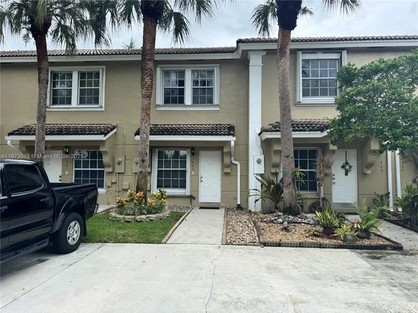 443 SW 122nd Ter, Hollywood, FL 33025